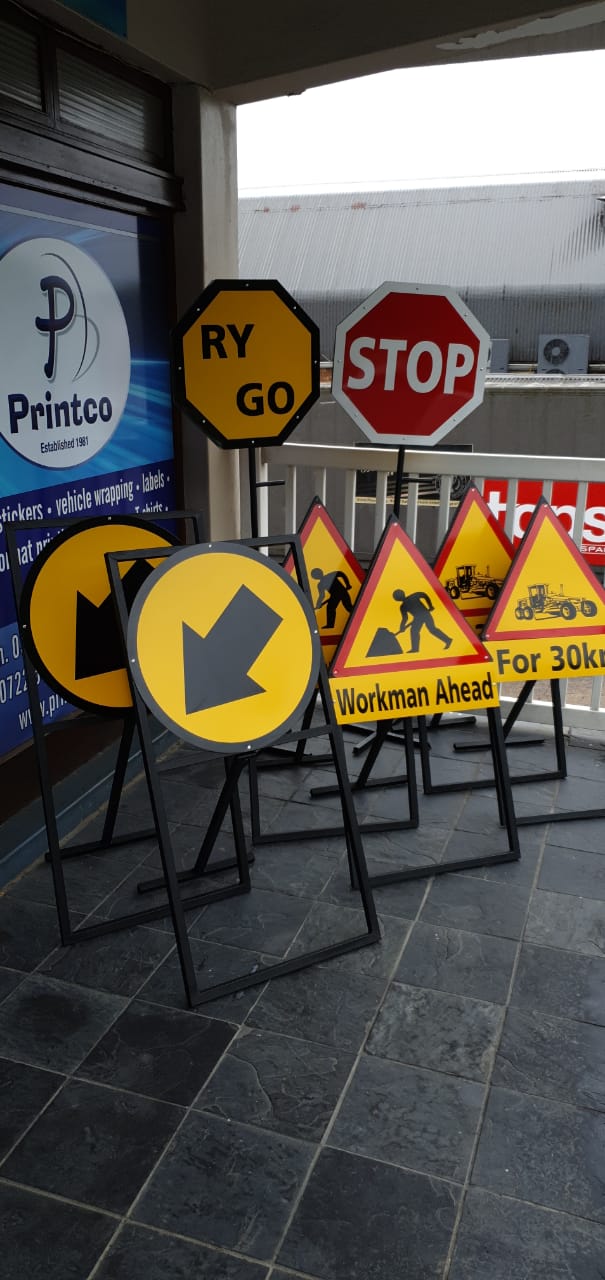 road-signs-for-construction--reflective
